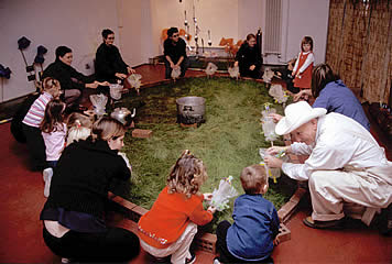 Sasha meets the children