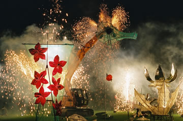 Lanterns 2004